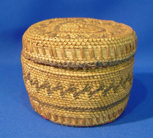 02 - Indian Baskets, Antique Makah Basketry: c. 1920 Lidded Basket, Natural Tones (3" ht x 3 5/8" d)
c. 1920
