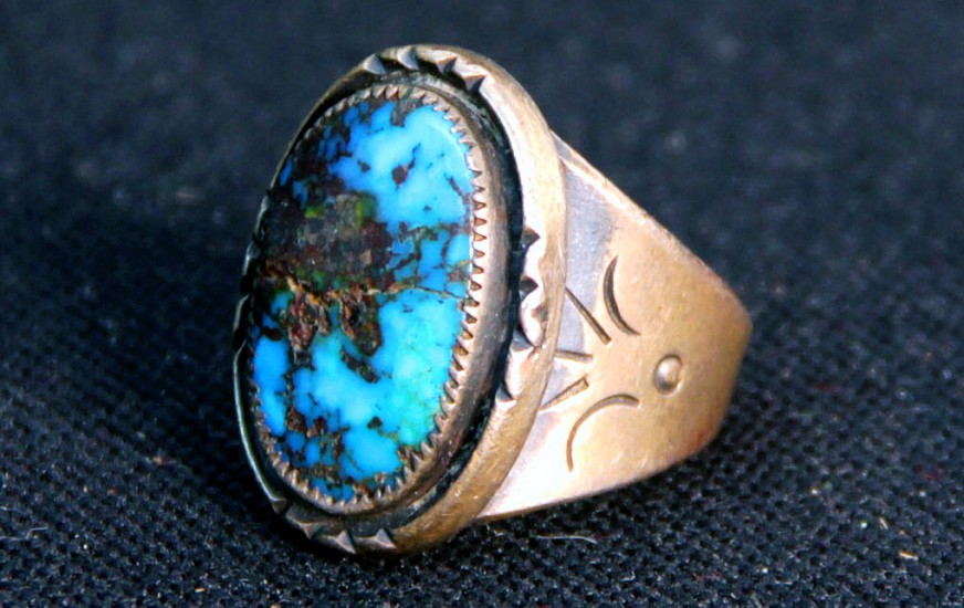 07 - Jewelry-Old, Navajo High Grade Bisbee Turquoise Ring Size 8 1/2
1970