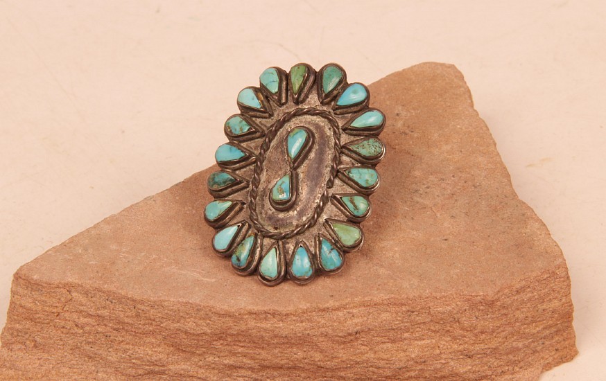07 - Jewelry-Old, Zuni Teardrop Petit-Point Turquoise Ring Size 7 c.1940s